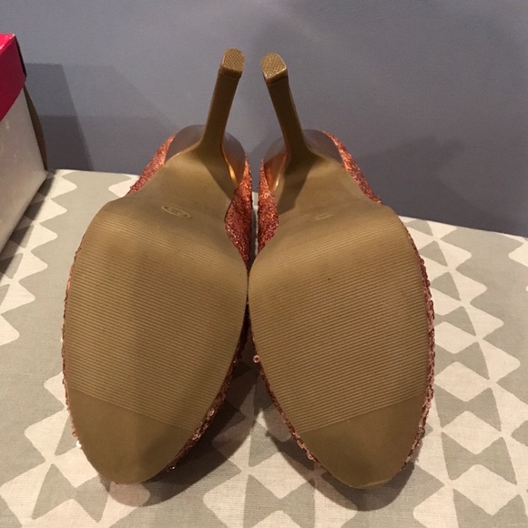 Sequined High Heels - Size 6 1/2 - Picture 4 of 4